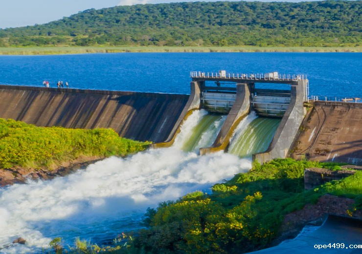 卡莫阿-卡库拉铜矿